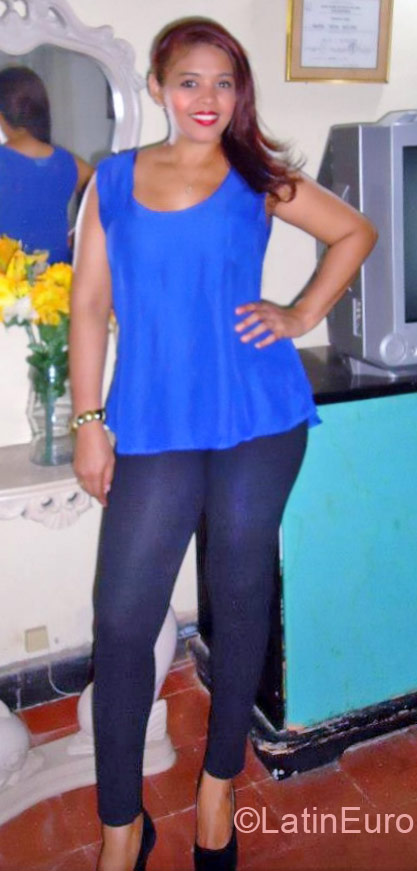 Date this young Colombia girl Mary from Santa Marta CO17579