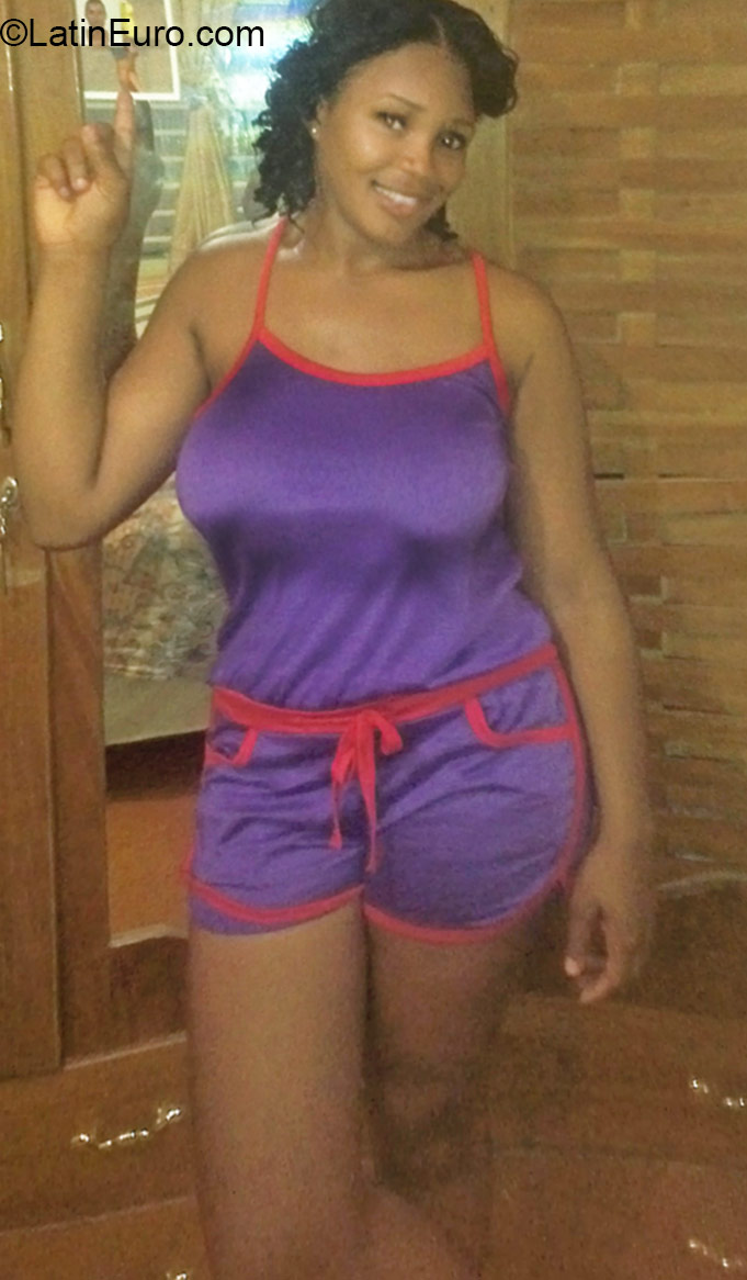 Date this passionate Jamaica girl Octavia from Montego bay JM2081