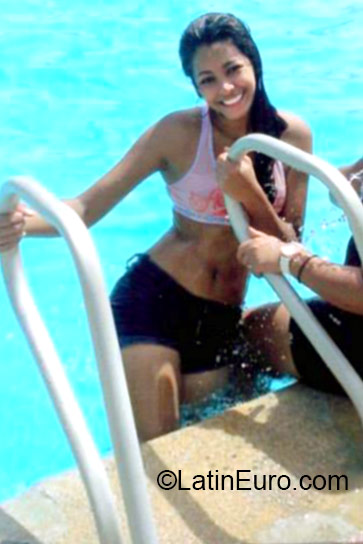 Date this gorgeous Colombia girl Keisy from Barrancabermeja CO17709