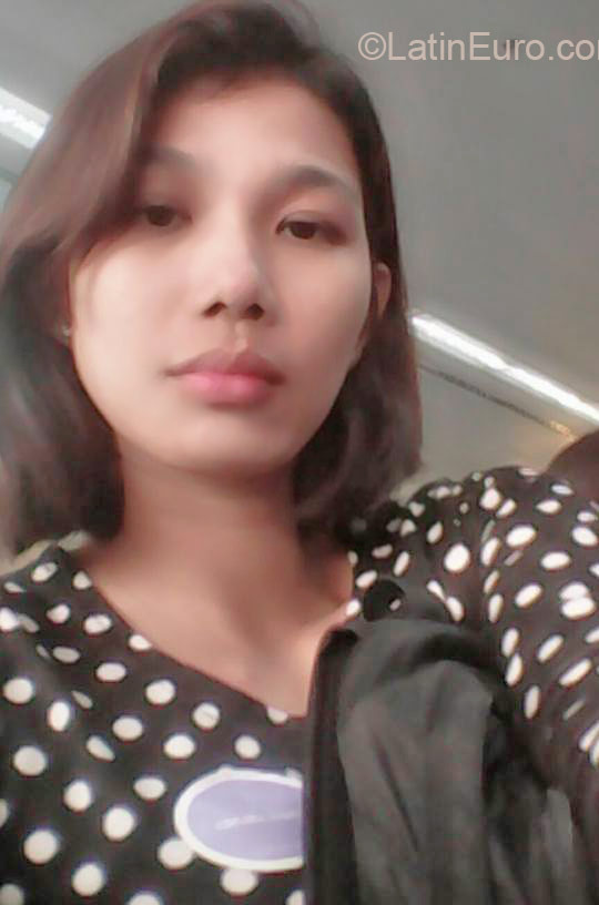 Date this attractive Philippines girl Mary Anne from San Pablo PH795