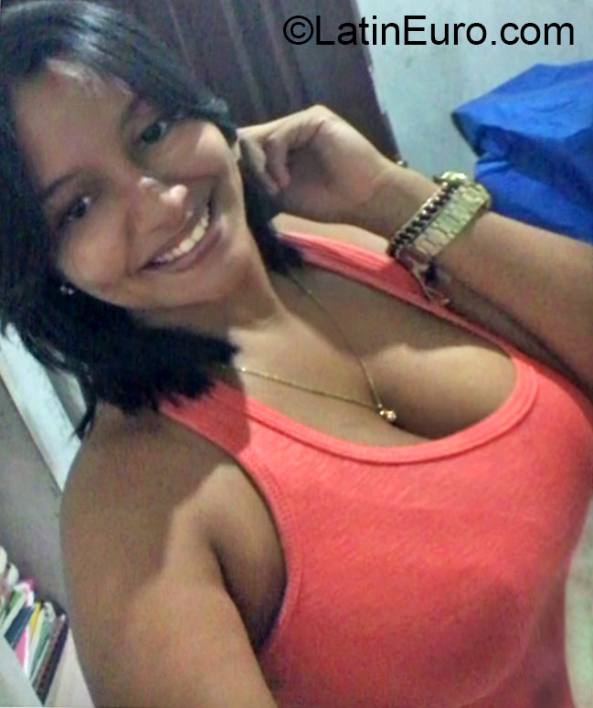 Date this stunning Dominican Republic girl Liseoite from salcedo DO22806