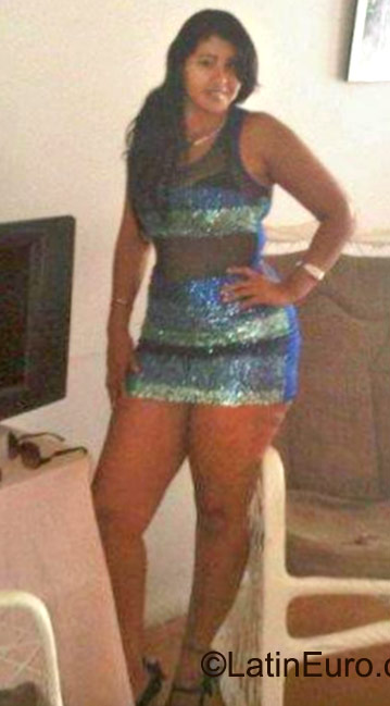 Date this delightful Dominican Republic girl Yanieri from Santo Domingo DO22825