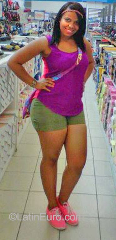 Date this young Dominican Republic girl Karla from Santiago DO22907