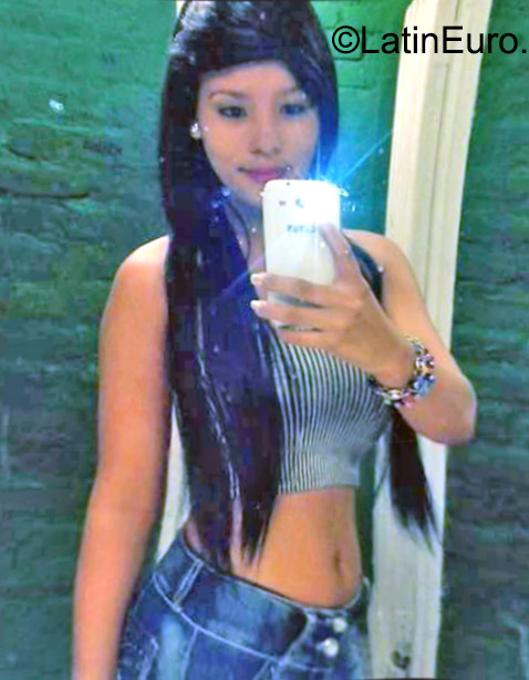 Date this gorgeous Colombia girl Cindy from Villavicencio CO17877