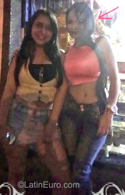 Date this gorgeous Colombia girl Joanna from Medellin CO17906