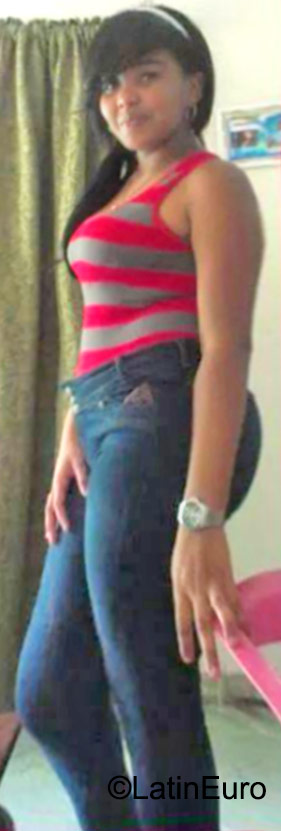 Date this stunning Dominican Republic girl Franchesca from San Juan DO23093