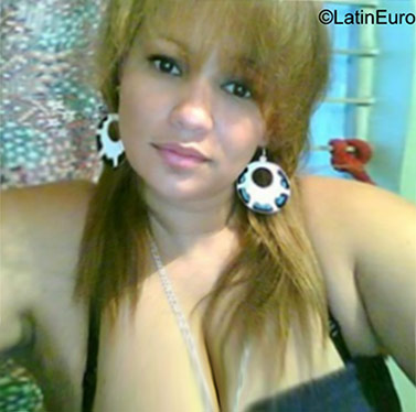 Date this georgeous Colombia girl Paola from Barranquilla CO17963