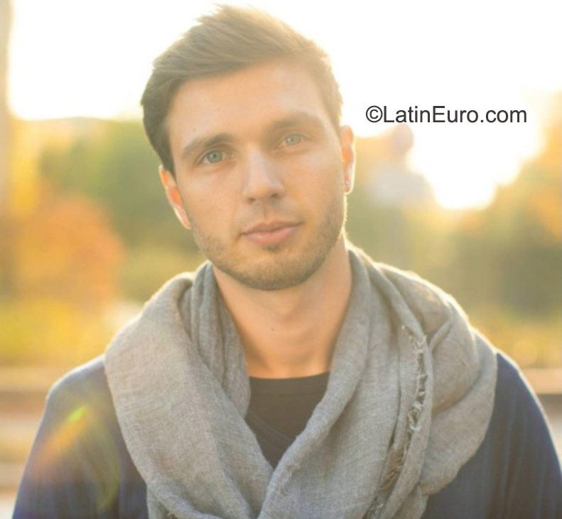 Date this voluptuous Germany man Sephirot85 from Berlin DE378