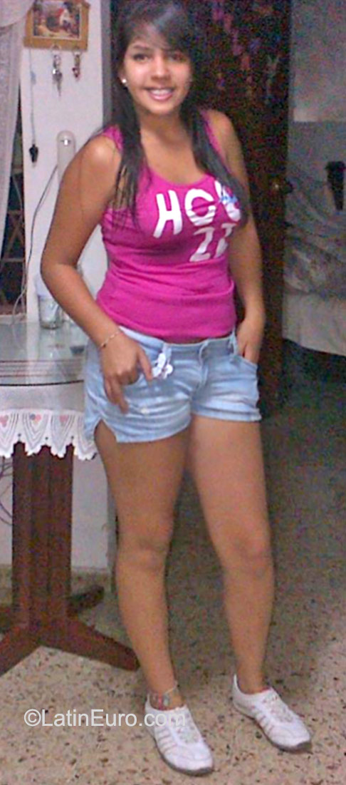 Date this hot Colombia girl Marcela from Jamundi CO18092