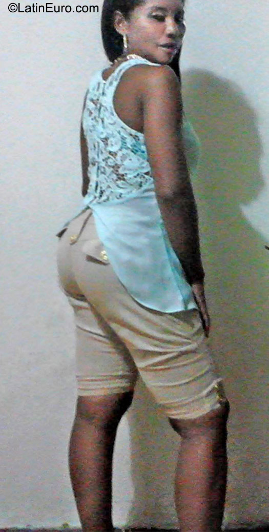 Date this hard body Colombia girl Rocio from Cucuta CO18110