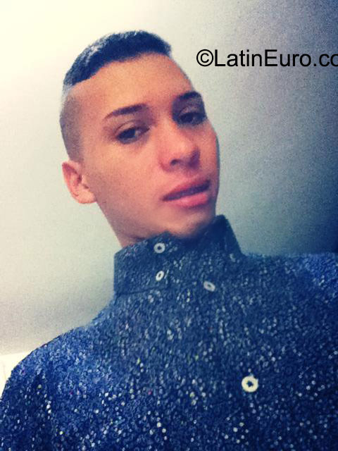 Date this funny Colombia man Sibas from Medellin CO18139