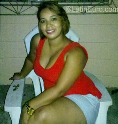 Date this tall Dominican Republic girl Yeny from Santo Domingo DO23590