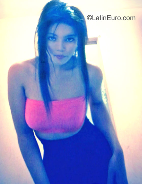 Date this passionate Dominican Republic girl Teany from Santo Domingo DO23595