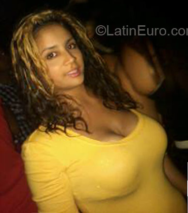 Date this exotic Dominican Republic girl Mabelin from Puerto Plata DO23834