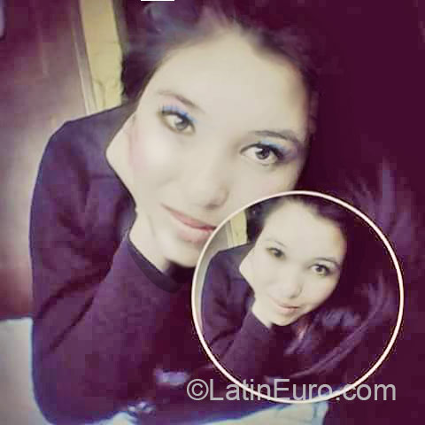 Date this delightful Colombia girl Johanna from Bogota CO18249