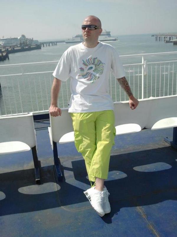 Date this fun Netherlands man Renato1 from Dordrecht NL271