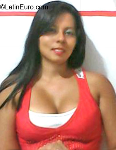 Date this funny Colombia girl Eliana from Cali CO18268