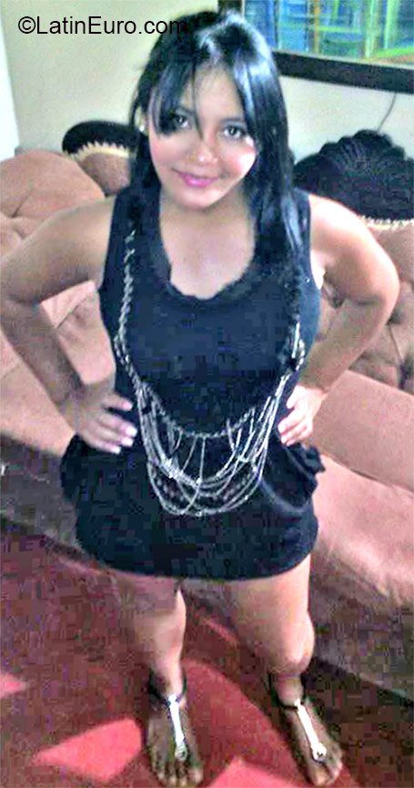 Date this hot Dominican Republic girl Guisele from Santiago DO24250