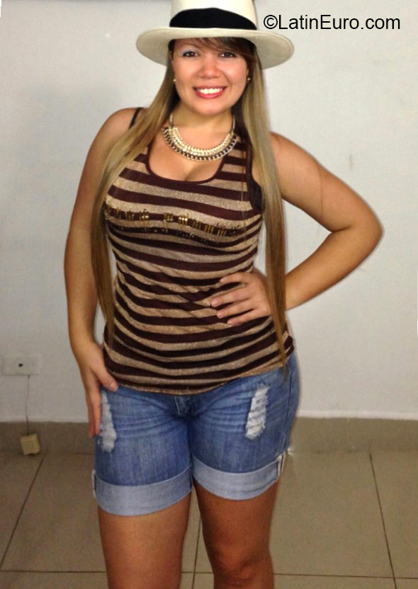 Date this delightful Panama girl Carmen from Panama City PA817