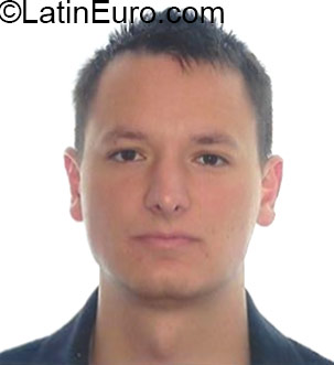 Date this cute Austria man Robbie886 from Linz AT52