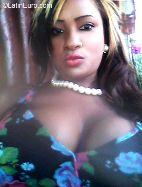 Date this charming Dominican Republic girl Felicia from Santiagos DO24527