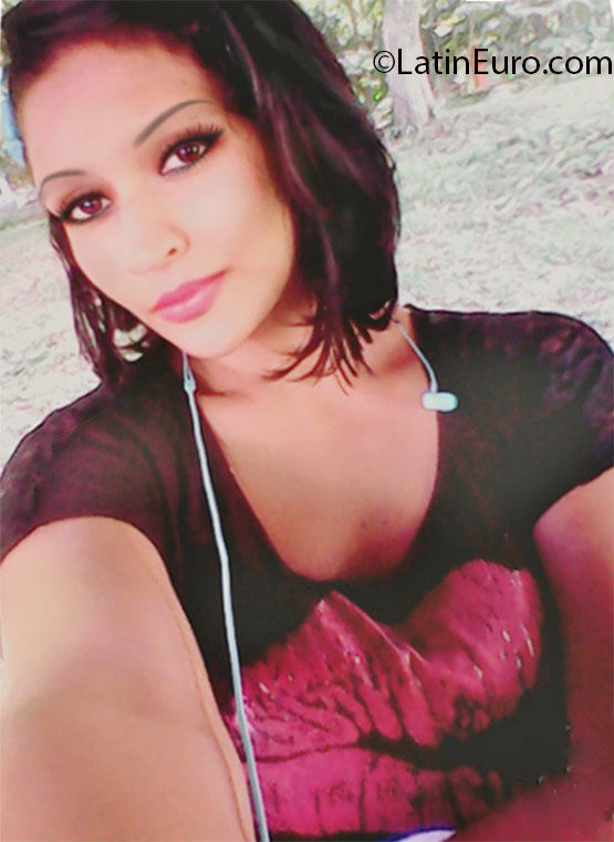 Date this exotic Honduras girl Yosi from Tegucigalpa HN1965
