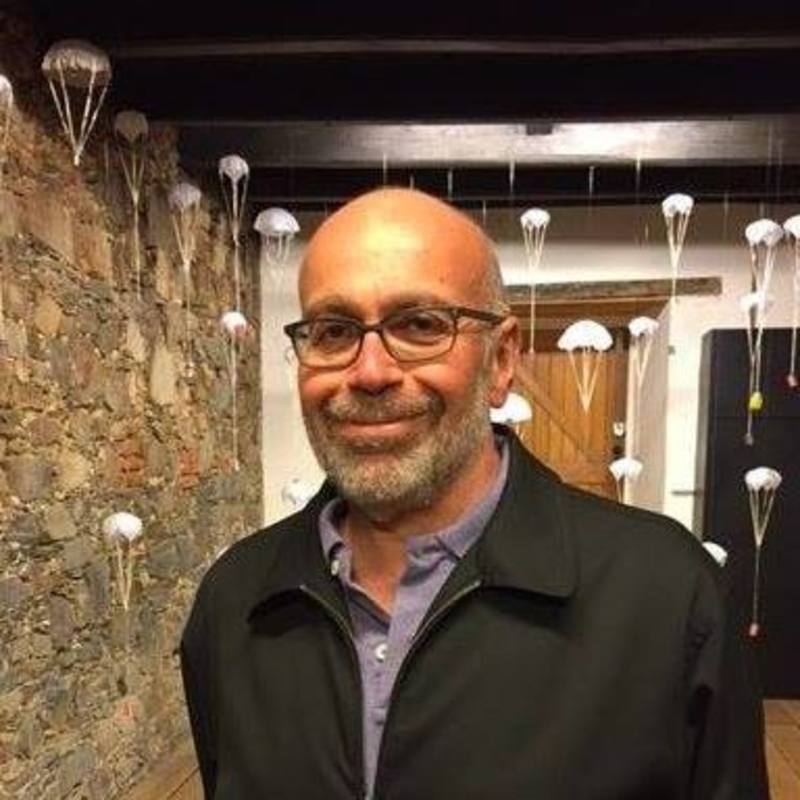 Date this beautiful Mexico man Mccain from Burlighton MX1477