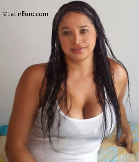 Date this stunning Colombia girl Andrea from Medellin CO18608