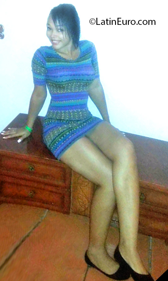 Date this fun Dominican Republic girl Abigail from Santiago DO24829
