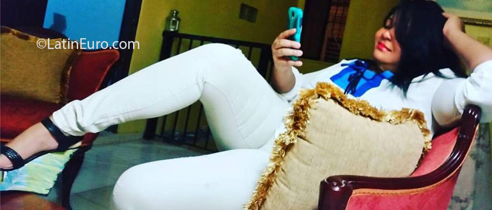 Date this fun Dominican Republic girl Karolina from Santiago DO24868