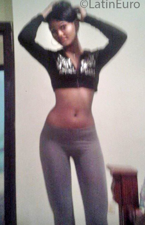 Date this happy Dominican Republic girl Marcela from Santo Domingo DO24912