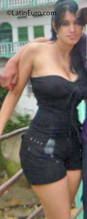 Date this beautiful Colombia girl Diana from Manizales CO18645