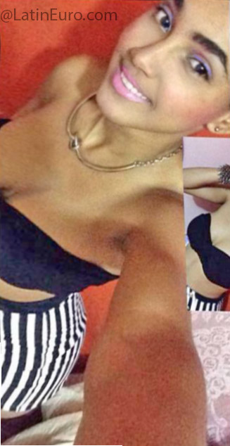 Date this lovely Dominican Republic girl Kiara garcia ca from Santo Domingo DO24965