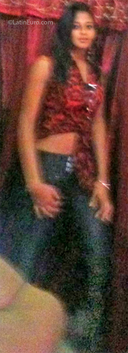 Date this tall Dominican Republic girl Mariela from Santo Domingo DO25030