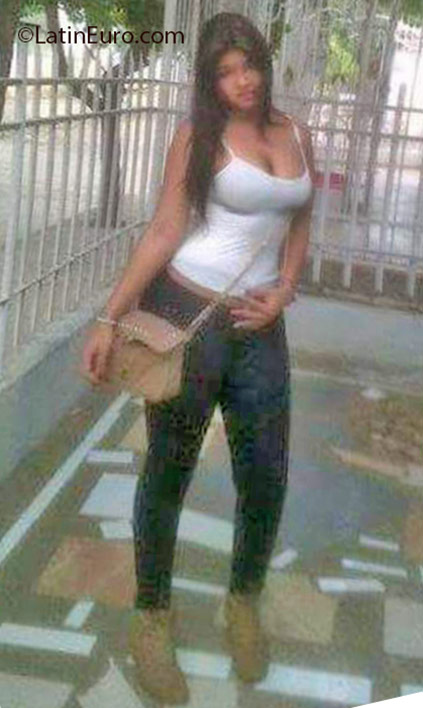 Date this young Colombia girl Nan from Medellin CO18739