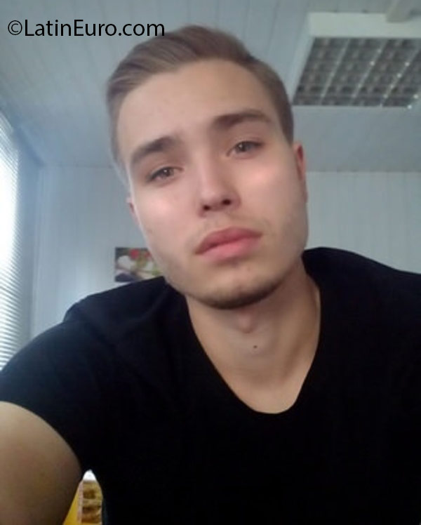 Date this tall Russia man Alex331 from Moscow RU58