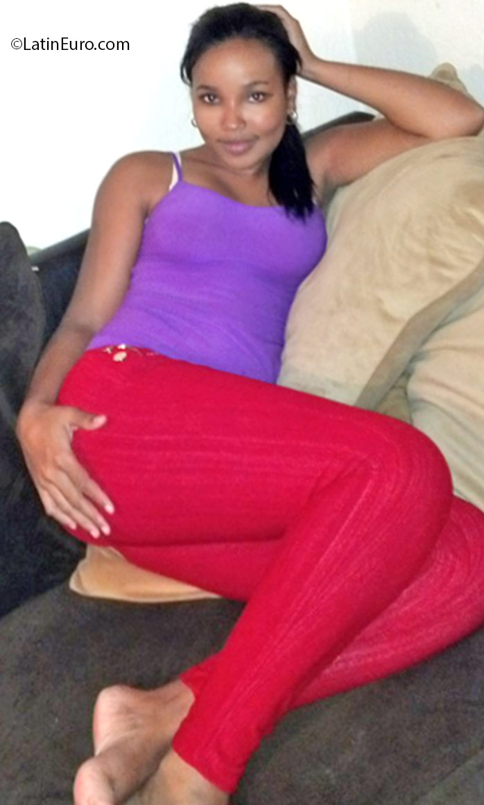 Date this charming Dominican Republic girl Julissa from Santiago DO25234