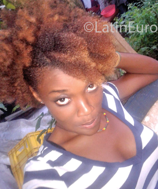 Date this georgeous Jamaica girl Celia from Kingston JM2302