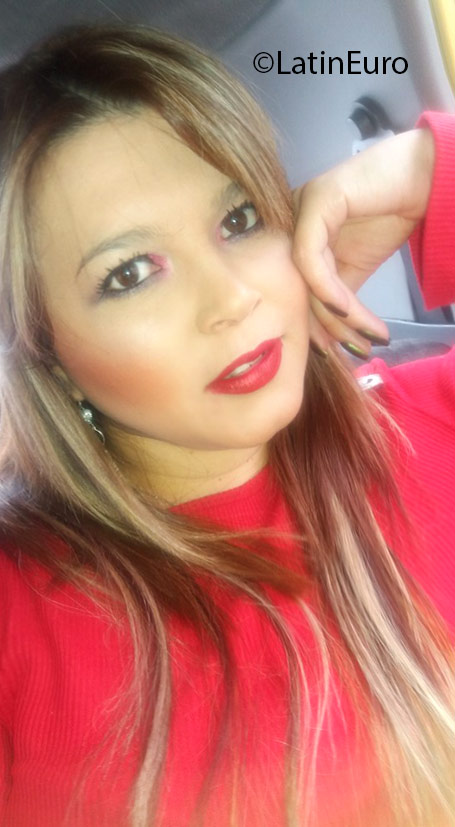 Date this tall Colombia girl ALEJANDRA from Bogota CO18874