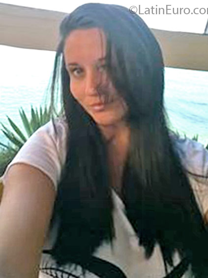 Date this nice looking Brazil girl Shirlie from Jaboatao dos gura****s BR9648