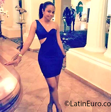 Date this fun Dominican Republic girl Arnety from Santo Domingo DO25818