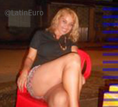Date this hot Brazil girl Viviane from itabuna BR9730