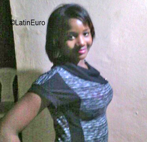Date this hard body Dominican Republic girl Yuli from Santo Domingo DO26351
