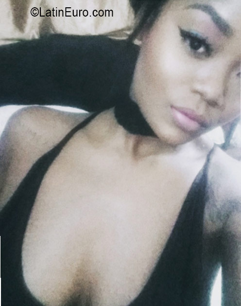 Date this passionate Jamaica girl Shanique from Kingston JM2440
