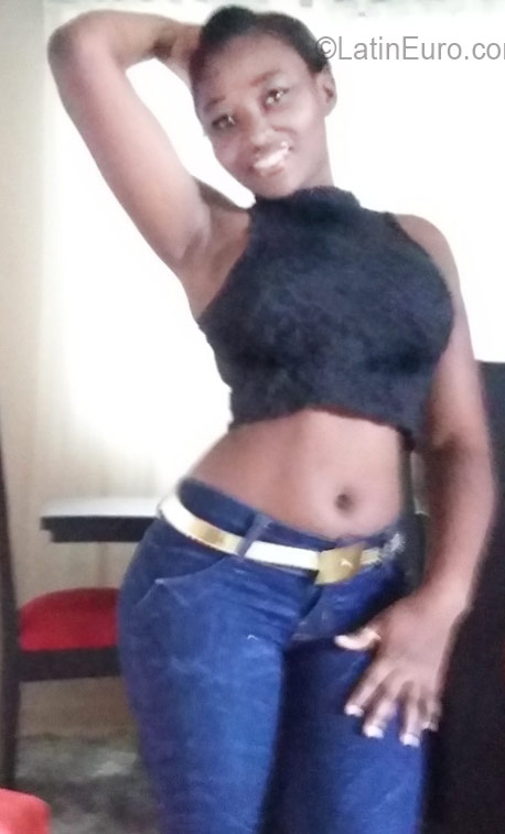 Date this voluptuous Dominican Republic girl Maritza from Santiago DO26460