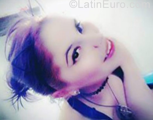 Date this sultry Colombia girl Sofia from Bogota CO19683