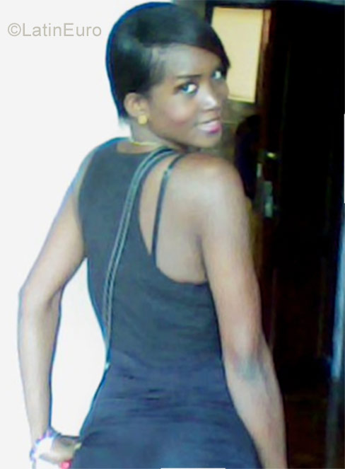 Date this young Ecuador girl Silvia from Quito EC191