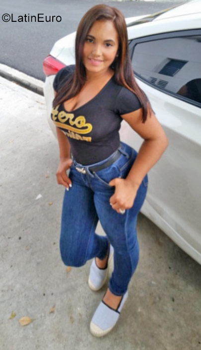 Date this beautiful Dominican Republic girl Odelen from Santiago DO26846