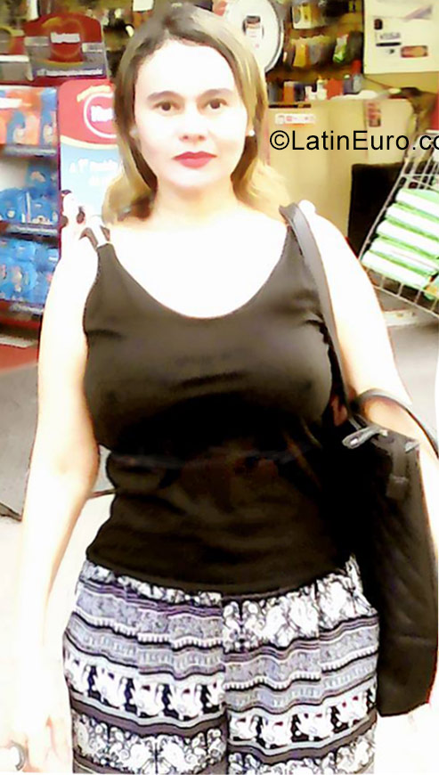Date this exotic Brazil girl Mary from Fortaleza BR9839
