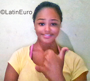 Date this stunning Brazil girl Vitoria from Varzea grande BR9844